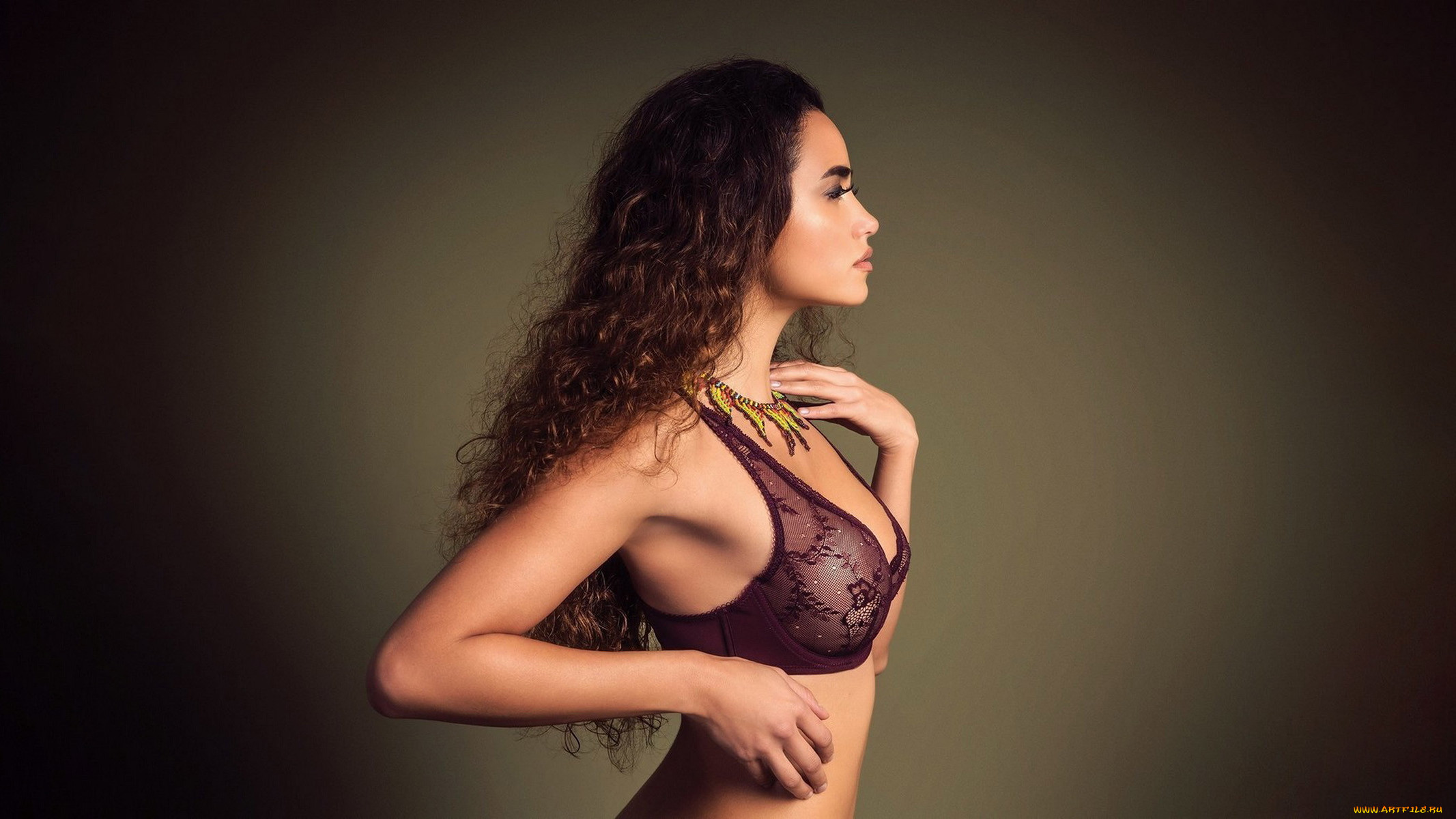 , renee valeria, renee, valeria